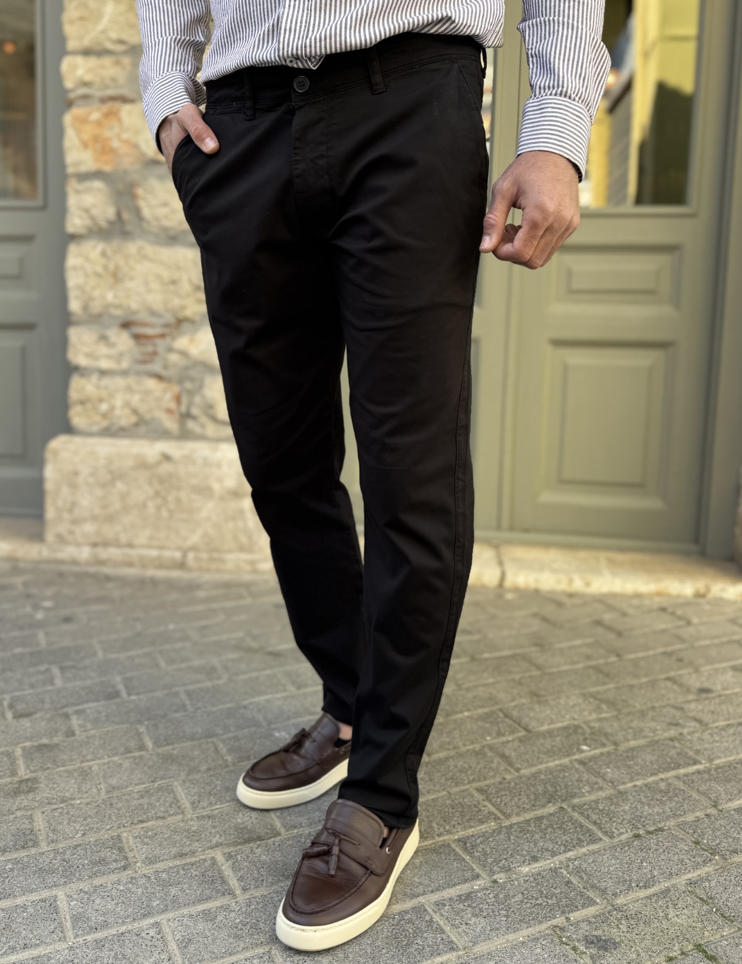 Ανδρικό μαύρο παντελόνι υφασμάτινο Chinos Slim Fit 2420 φωτογραφία